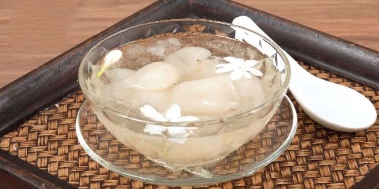 Cách chọn nguyên liệu tốt nhất để làm Chôm Chôm Nước Đường